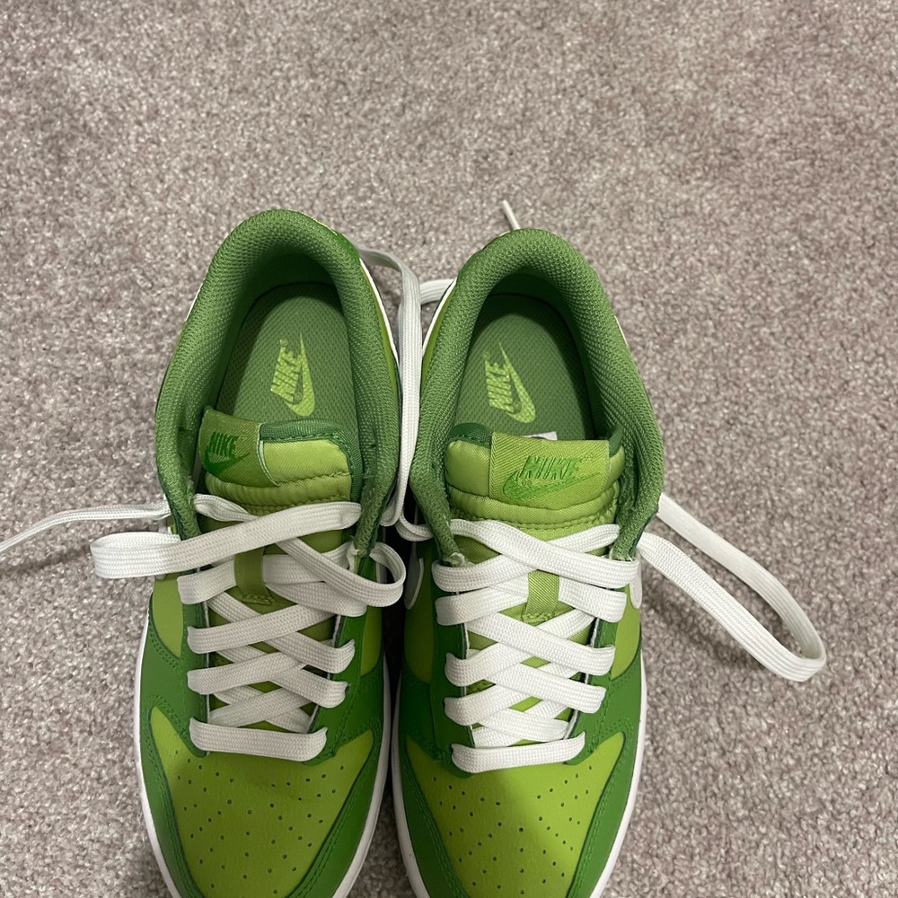 Nike Green and White Sneakers Classic Athletic Design